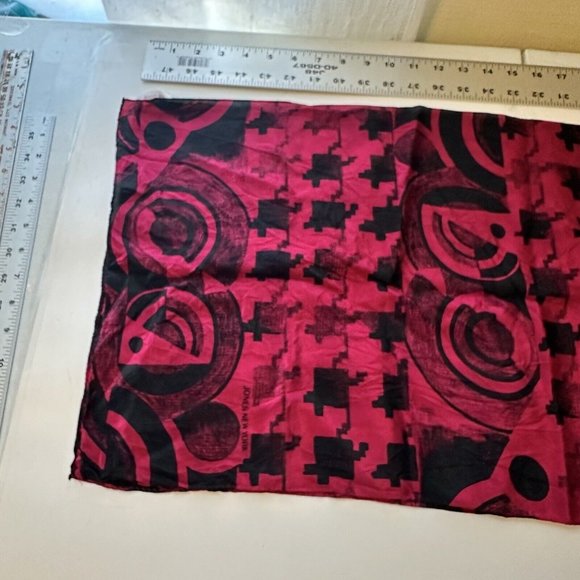 Jones New York Womens Head Neck Scarf Pink Fuchsia Geometric Career - Picture 8 of 9